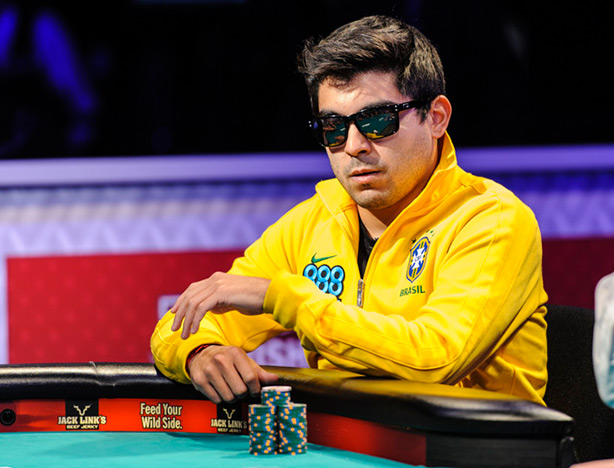 888Poker – одно из лидирующих мест для игры в онлайн покер. Чистая репутация и уникальный бездепозитный бонус 88 долларов.