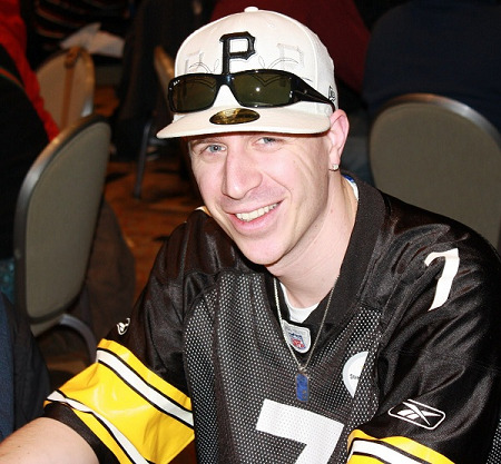 Джош Брикис