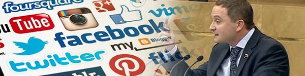 ЛДПР предлагает запретить азартные игры в социальных сетях