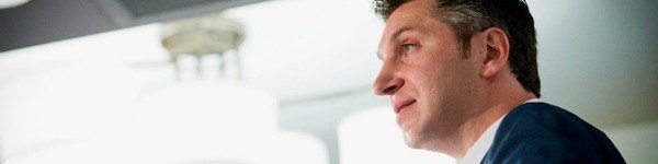 Баазова обвинили в мошенничестве