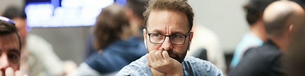 Негреану раccтался со своей девушкой