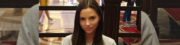 Дарья Фещенко встречается с “Trueteller”