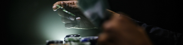 Как держать планку в онлайн покере