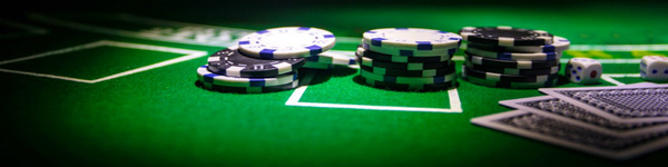 Преимущества и недостатки игры в домашний покер