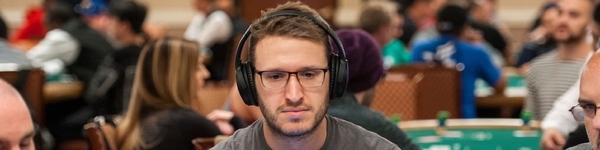 Покерное пари: спор Сильвера с Джуандой