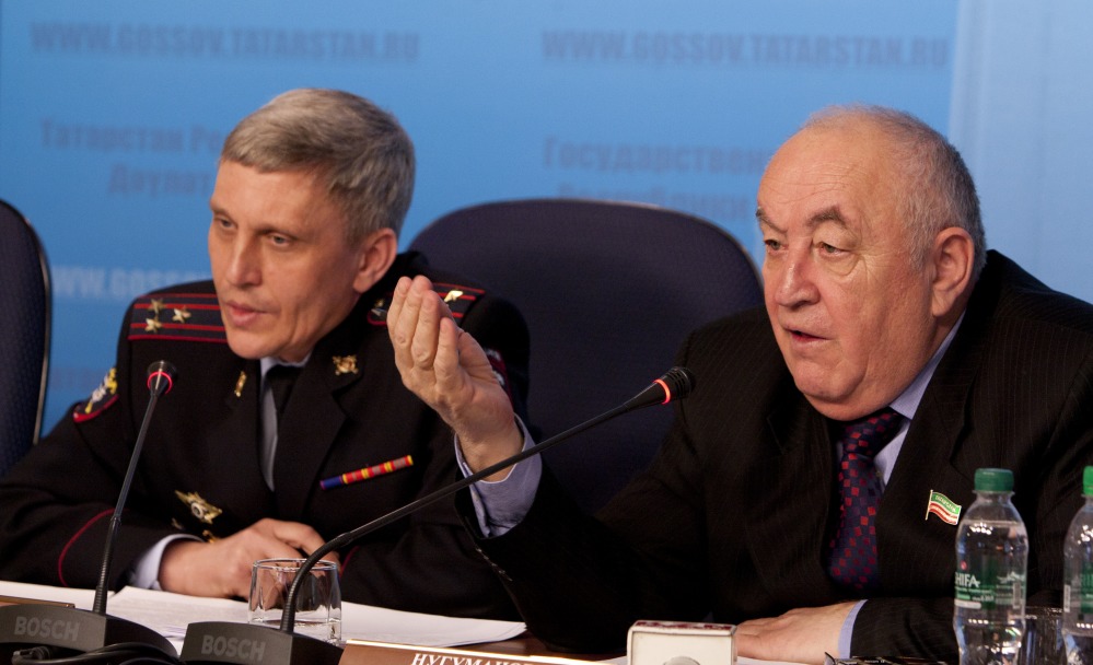 рафил нугуманов