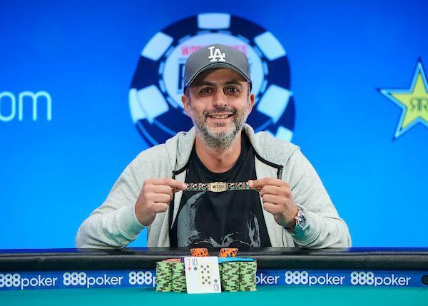 Роберт Нехорян