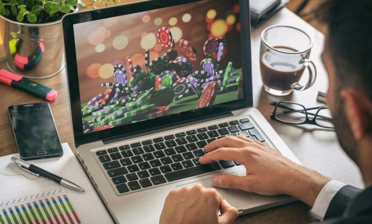 100% релоад-бонус