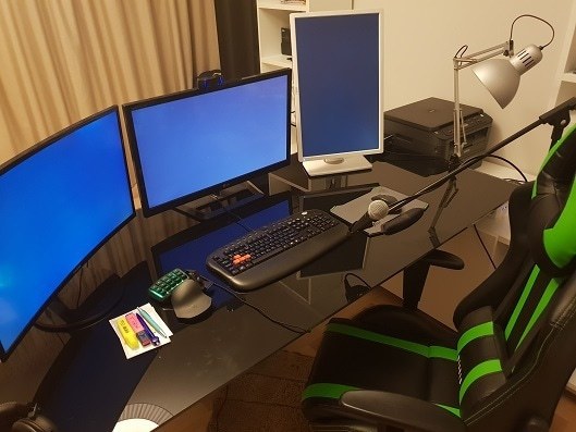 дмитрий урбанович