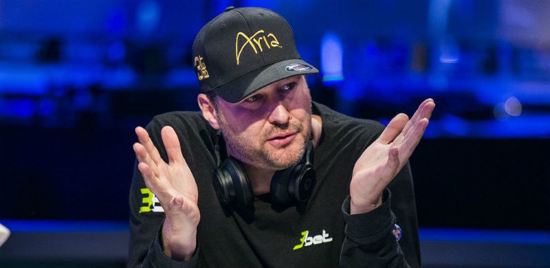 фил хельмут