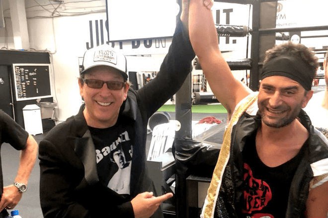 эсфандиари побеждает