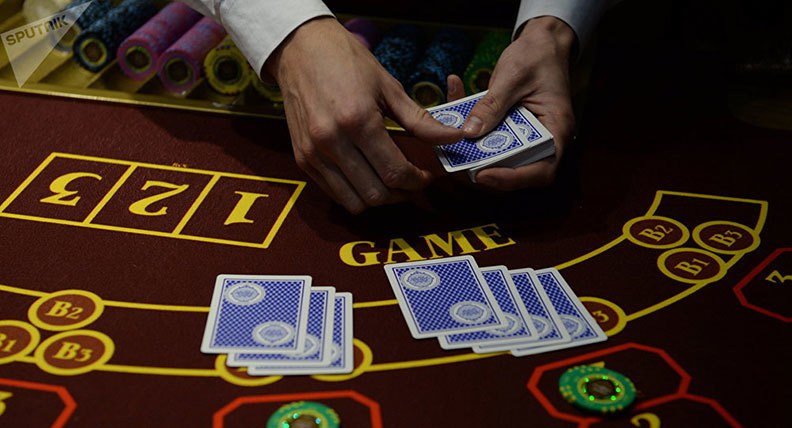 Нелегальный покерный клуб