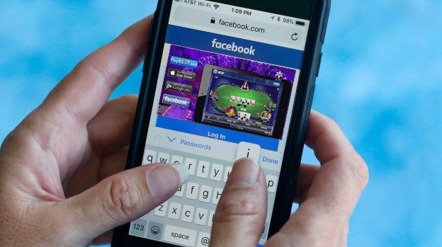 Покерное приложение на Facebook