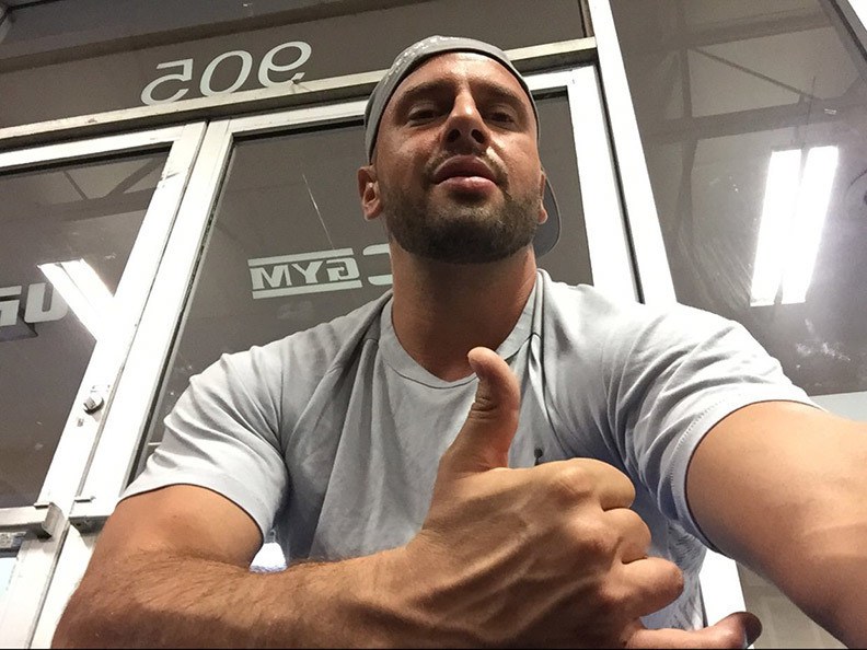 Майк «The Grinder» Мизрачи