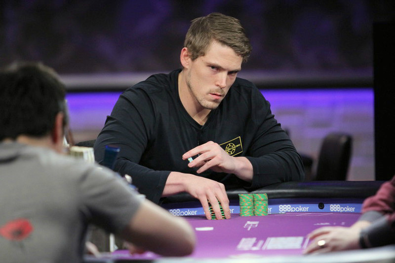 алекс фоксен