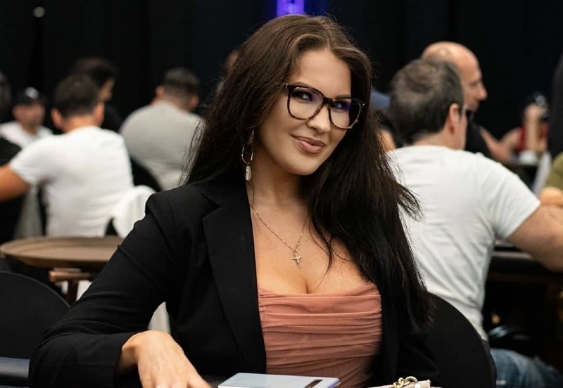 Дарья Крашенникова 