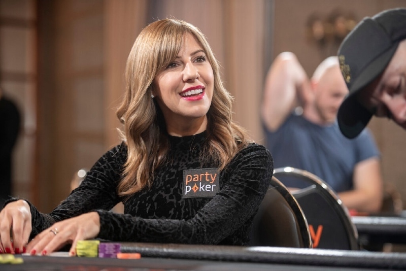 кристен бикнелл