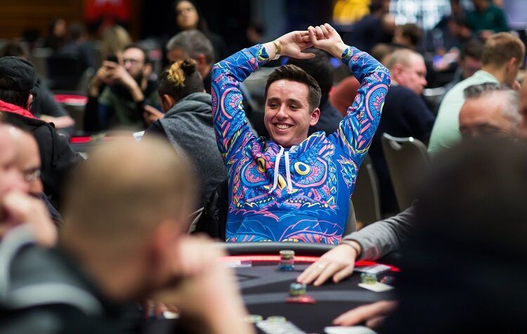 Джек Хардкасл выиграл 447 600 долларов на partypoker