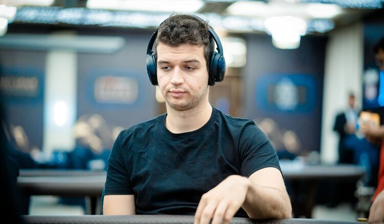 Майкл Аддамо победил на partypoker
